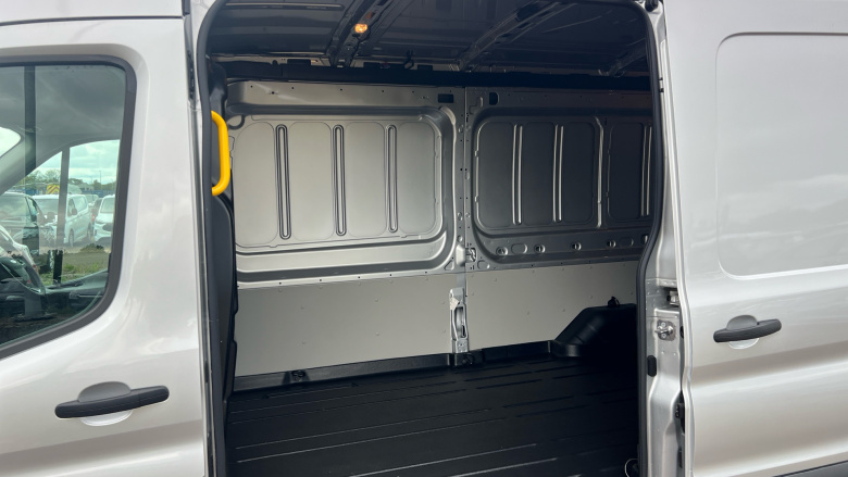 Ford Transit E-350 L3 Rwd 135kW 68kWh H2 Trend Van Auto